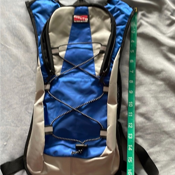 Hydration Backpack - Picture 3 of 5